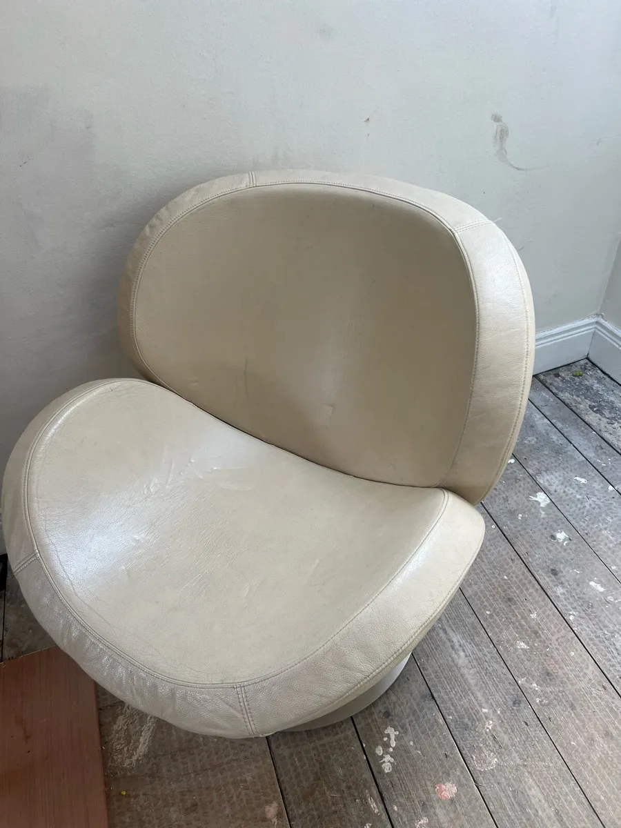 Italian leather swivel chair - Image 3