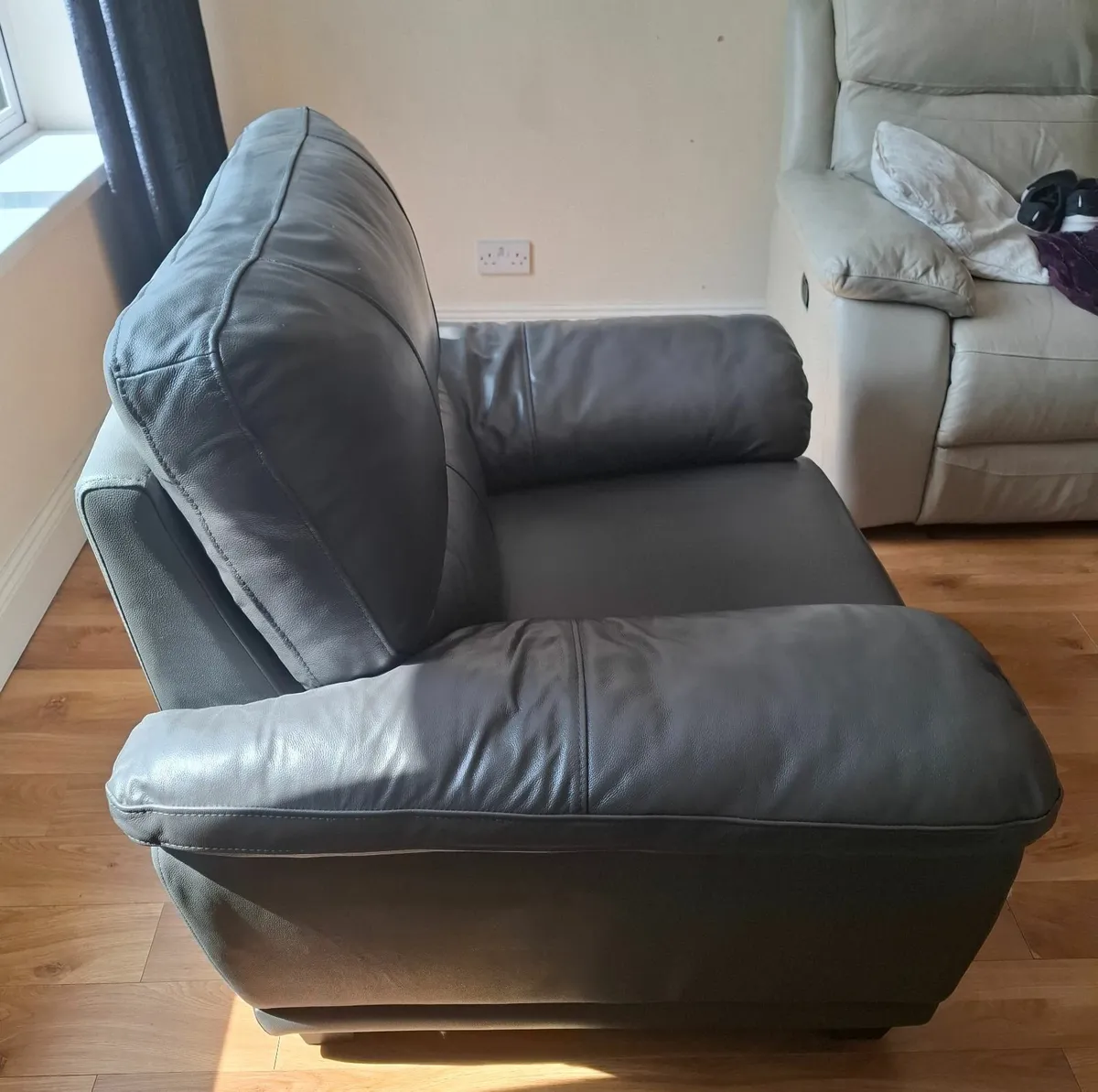 Genuine Leather Arm Chair - Image 3