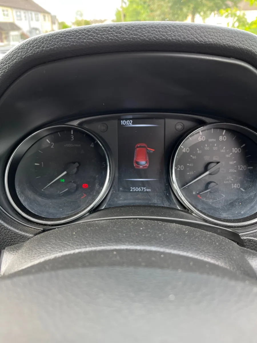Nissan Qashqai 1.5dci Tekna - Image 3