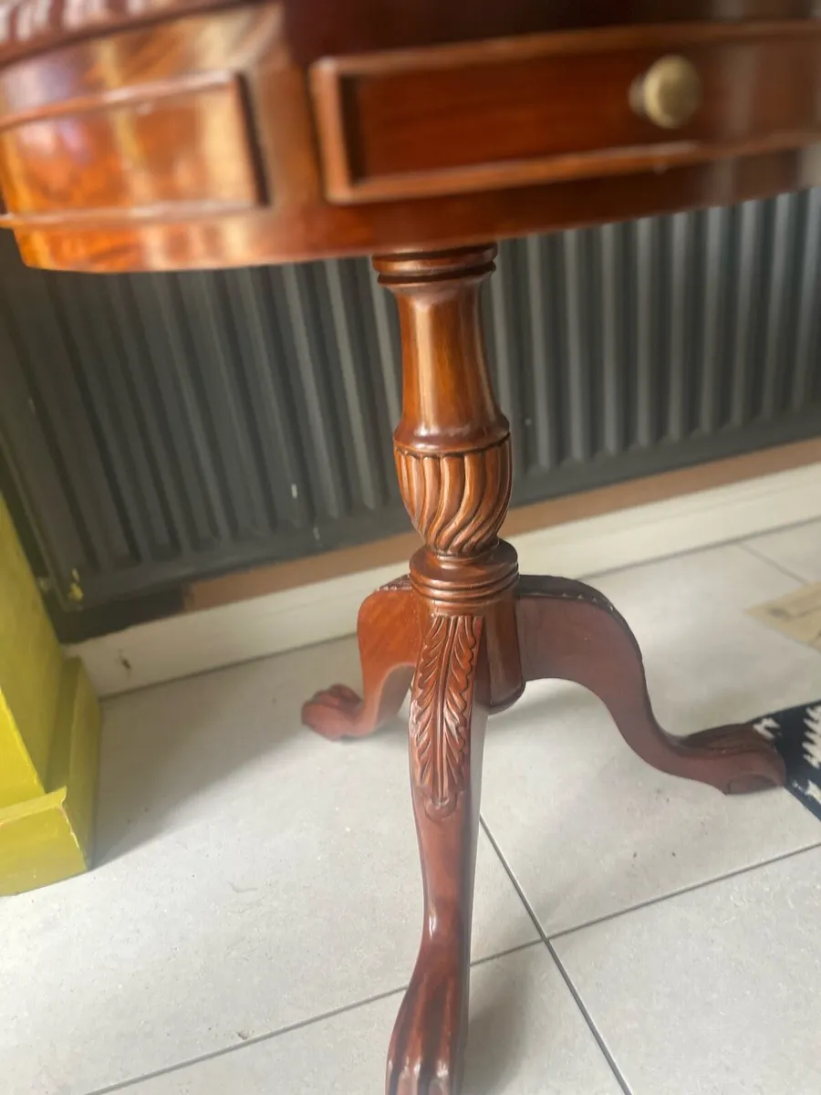 French polished oak console table. - Image 4