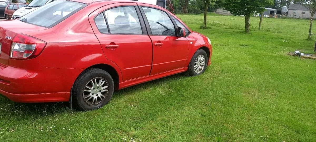 susuki sx 4 - Image 3