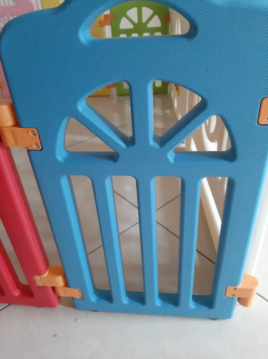 Playpen - Image 2