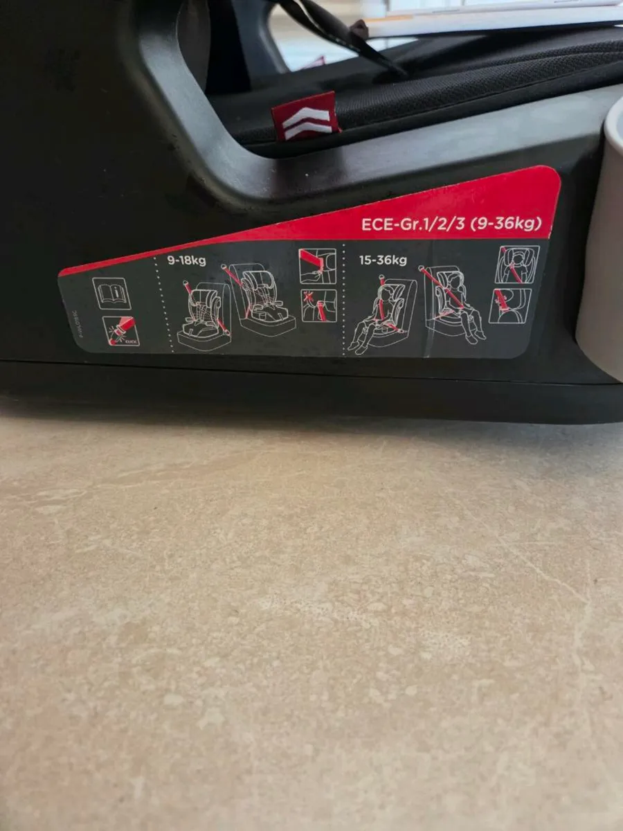 Car seat - Image 4