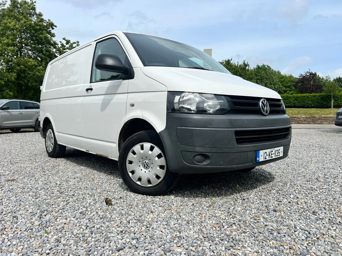 VW Transporter T5.1 - Image 1