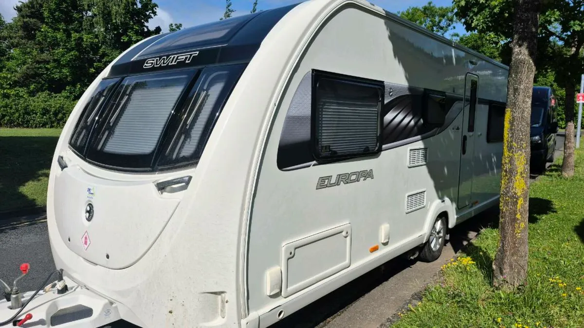 Swift Europa 6 berth Caravan 2020 - Image 1