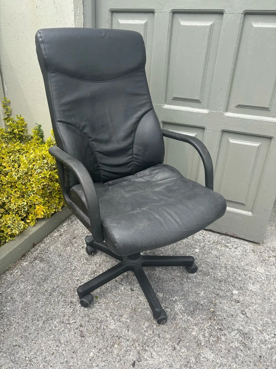Office chair - Image 2