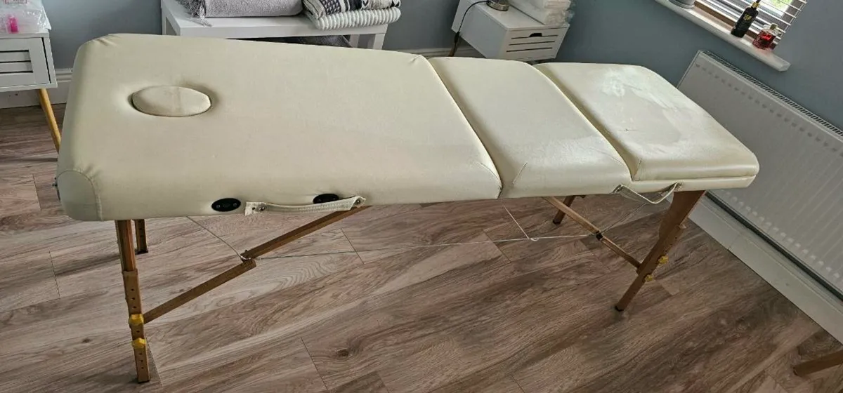 Massage bed - Image 1
