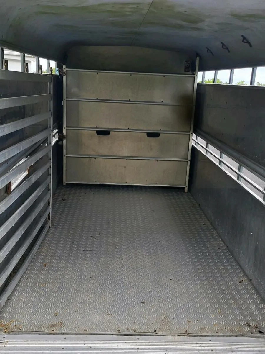 CATTLE TRAILER - Image 3