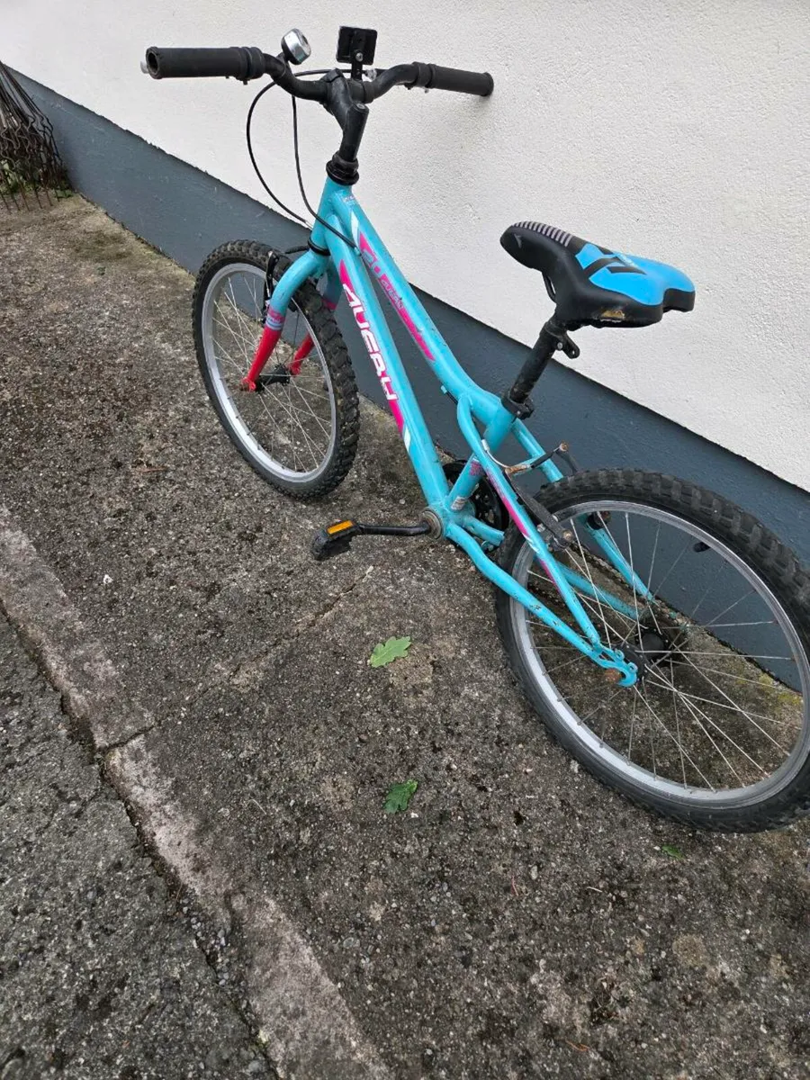 Kids bike - Image 2