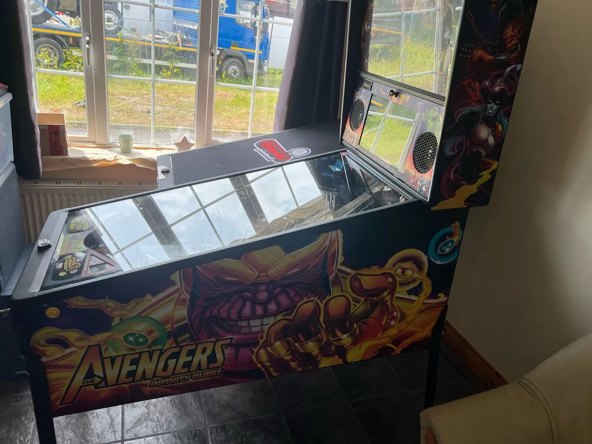 Stern Avengers and Deadpool pinball Machine - Image 3