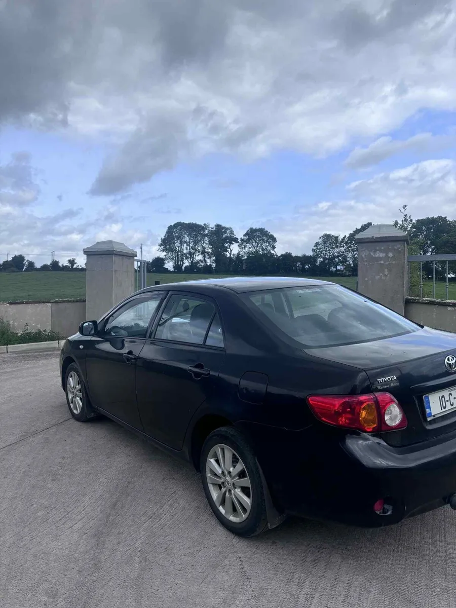 2010 Toyota Corolla - Image 2