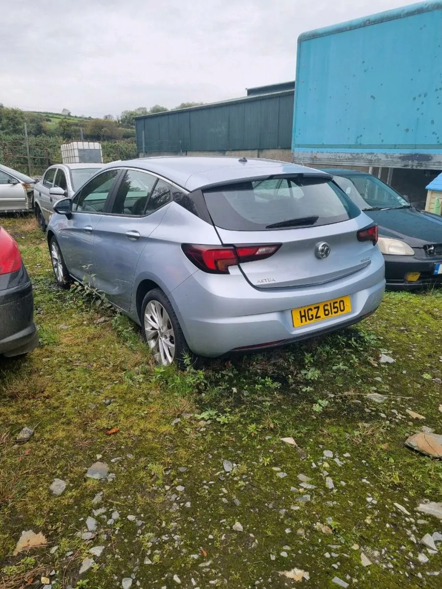 17 vauxhall astra - Image 4