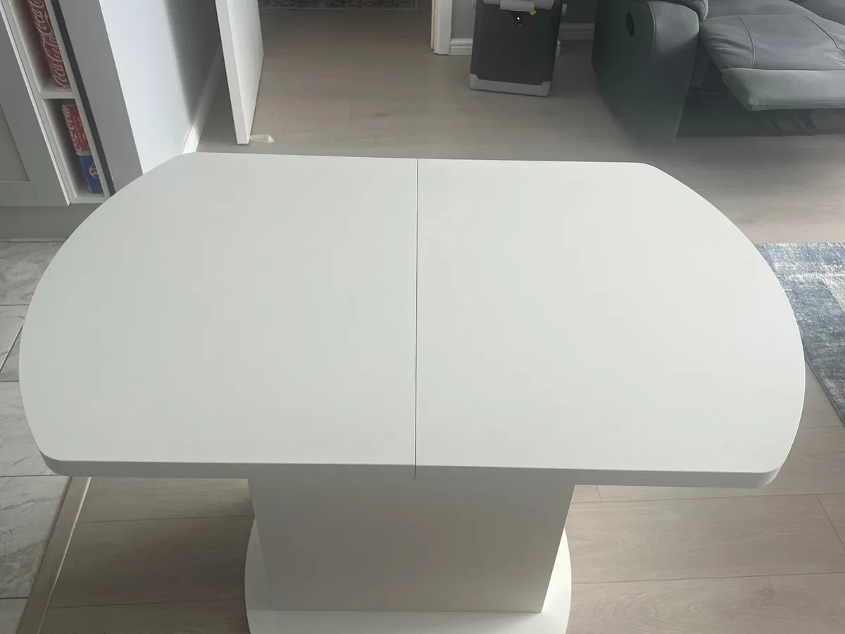 Extendable dining table - Image 3