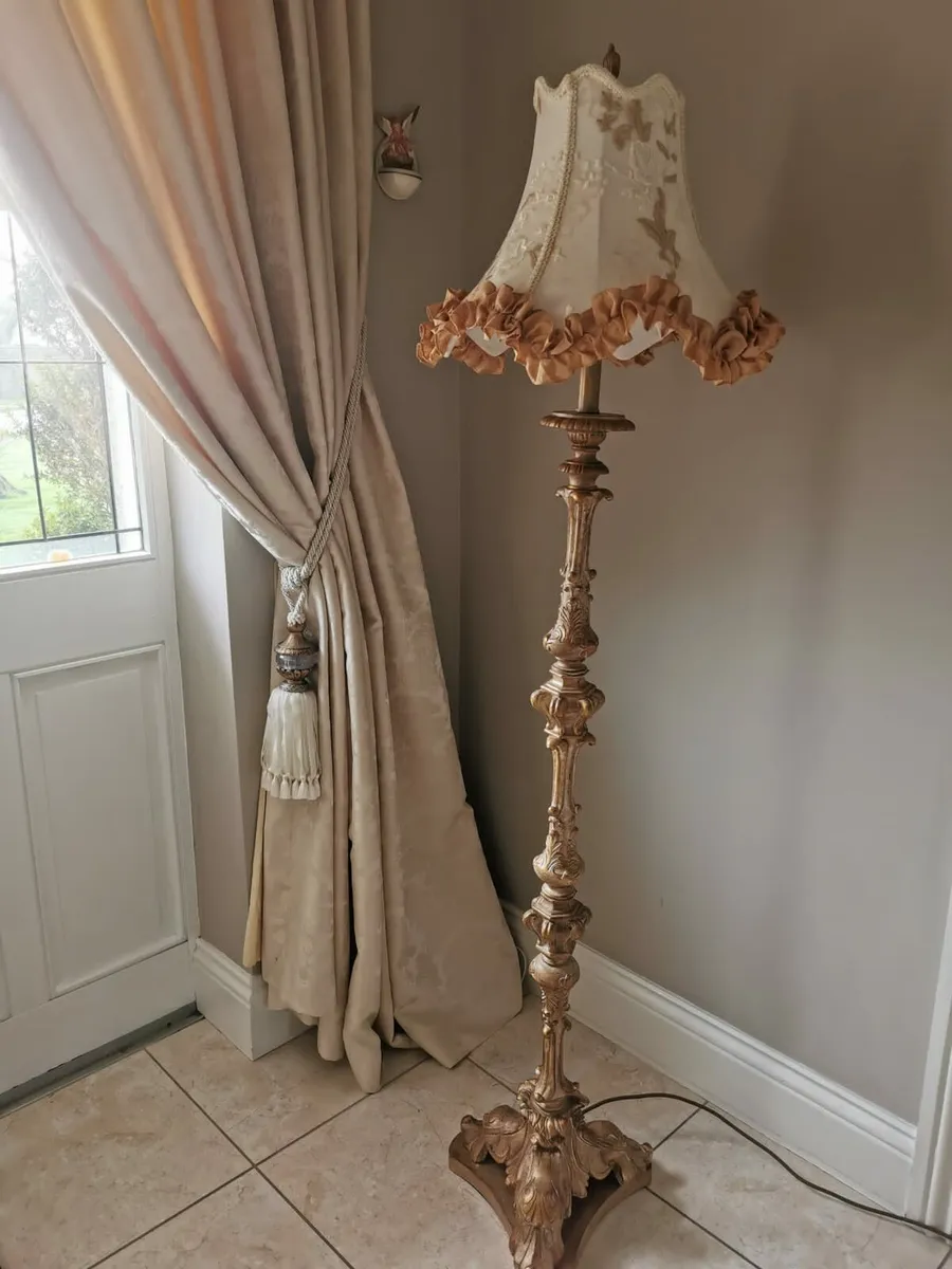 Vintage style lamp for sale - Image 1