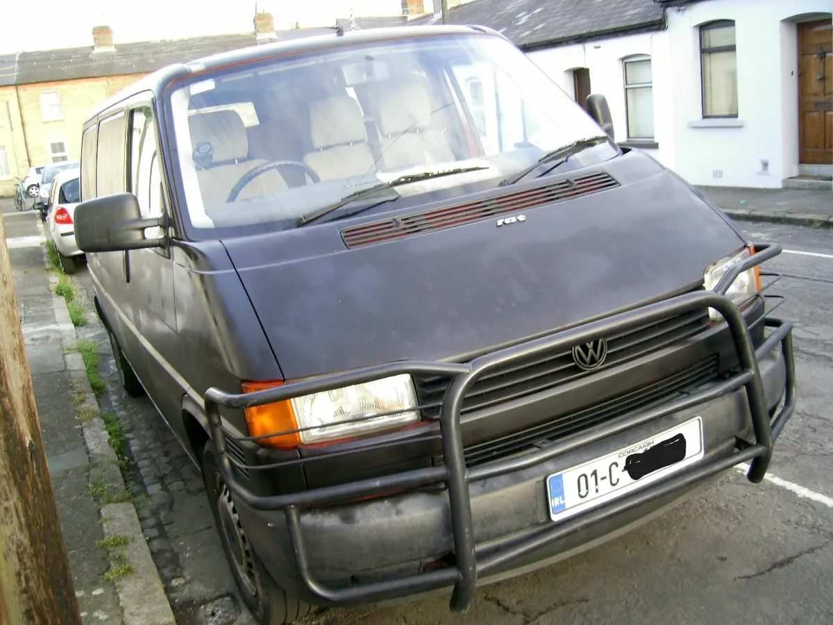 Volkswagen Transporter  T4 2001 - Image 1