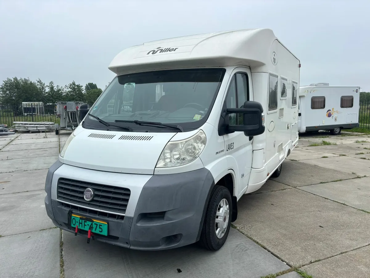 2010 Low Profile 3 berth Motorhome - Image 2