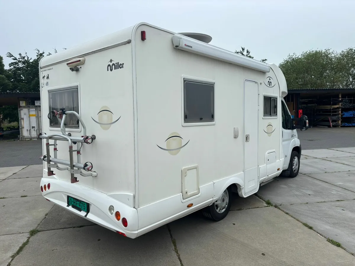2010 Low Profile 3 berth Motorhome - Image 3