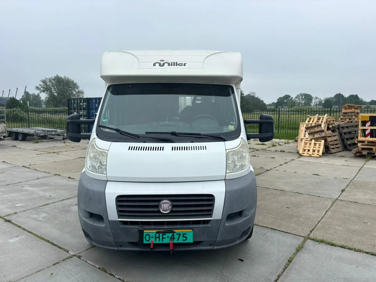 2010 Low Profile 3 berth Motorhome - Image 4