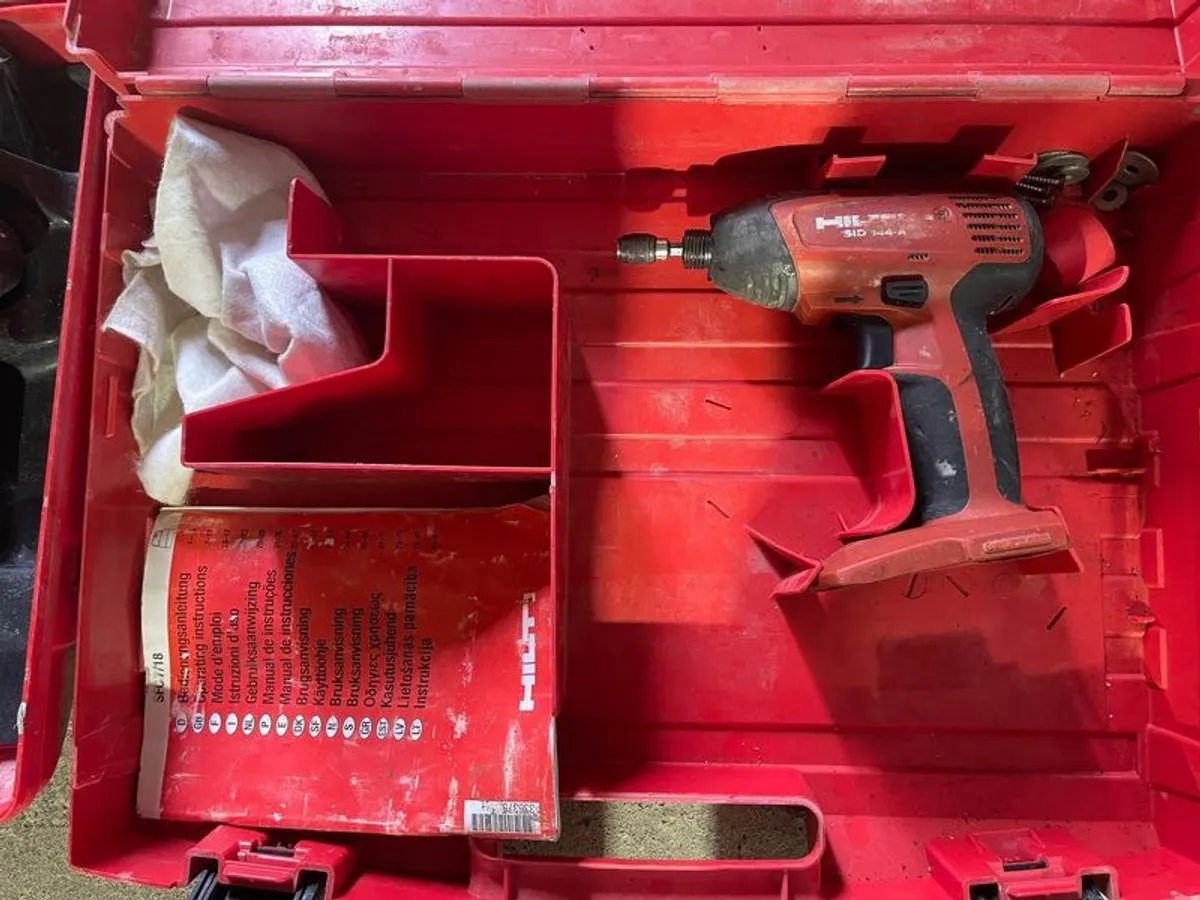 Hilti  screwgun and Hilti impact driver - Image 3