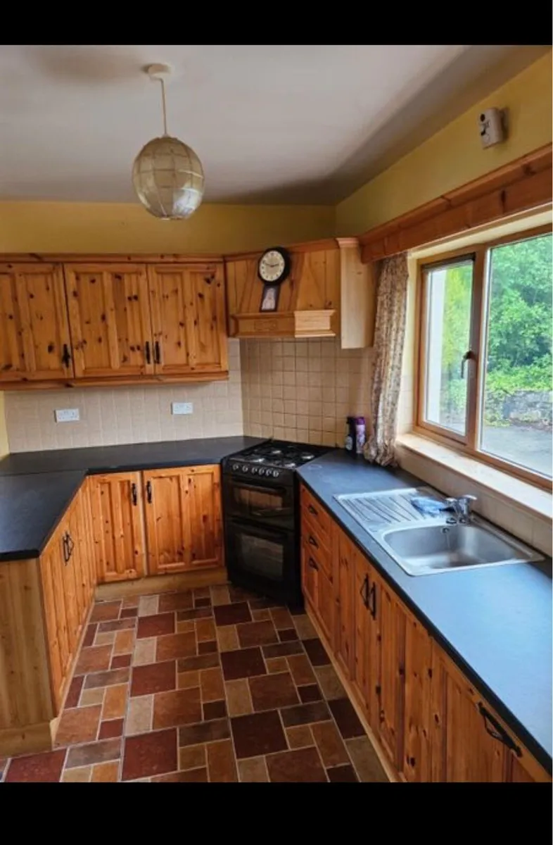 Kitchen - Image 2