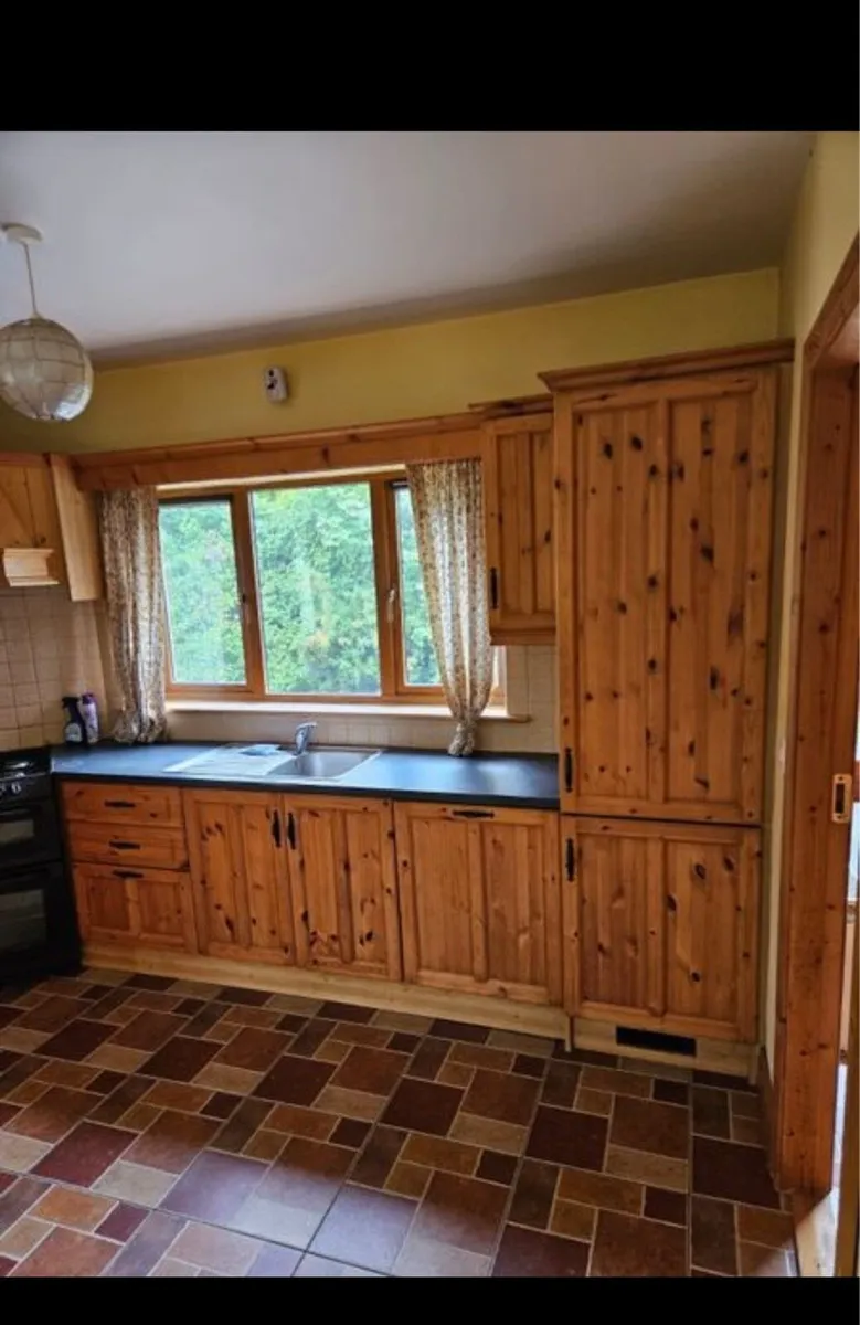 Kitchen - Image 4
