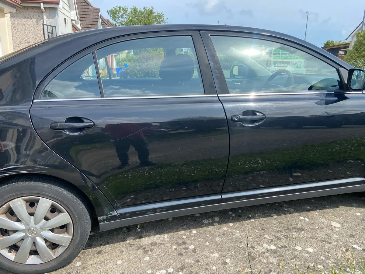 Toyota Avensis - Image 3