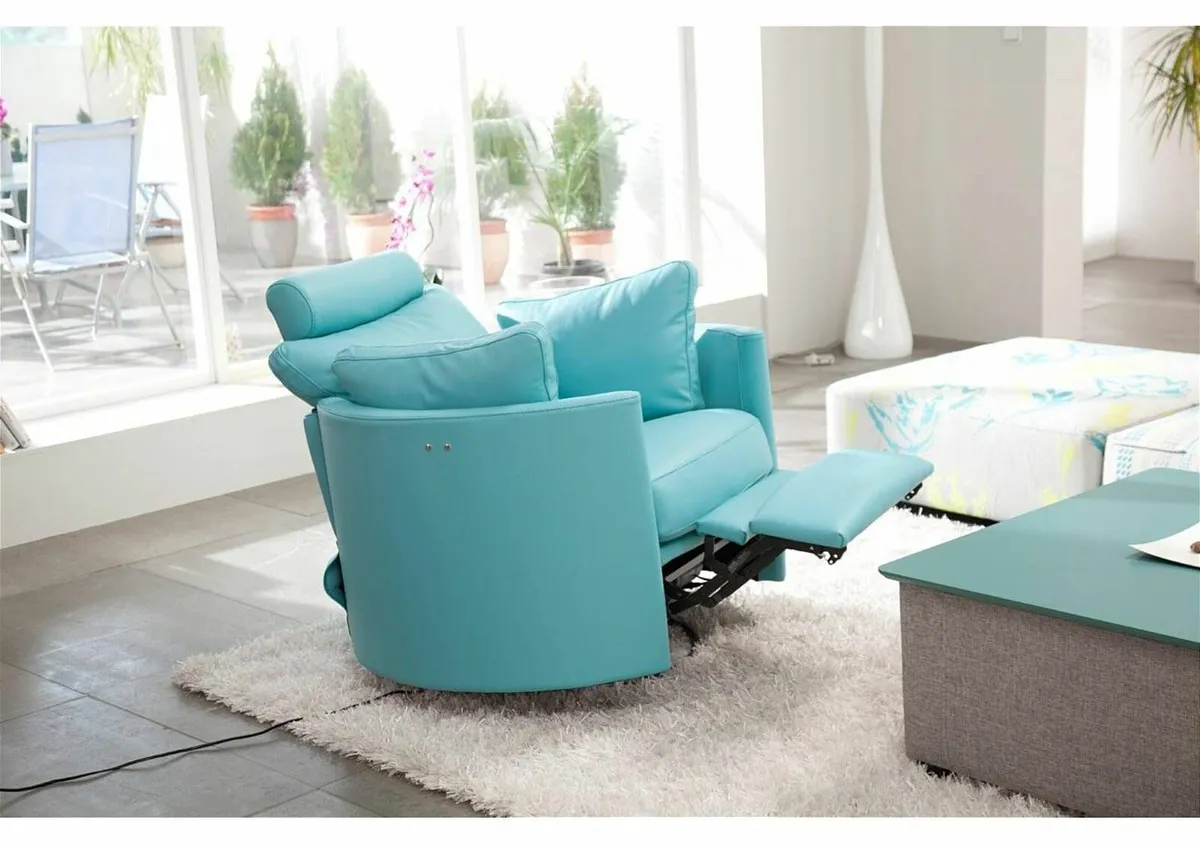 FAMA Leather Moon Chair Electric Recliner - Image 3