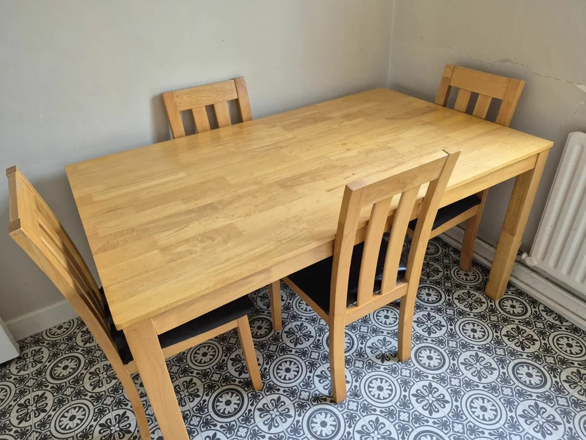 Table & Chairs - Image 1