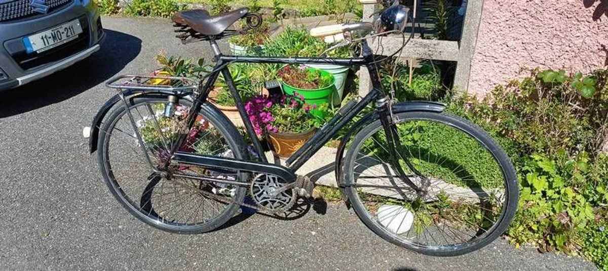 3 vintage bicycles - Image 1