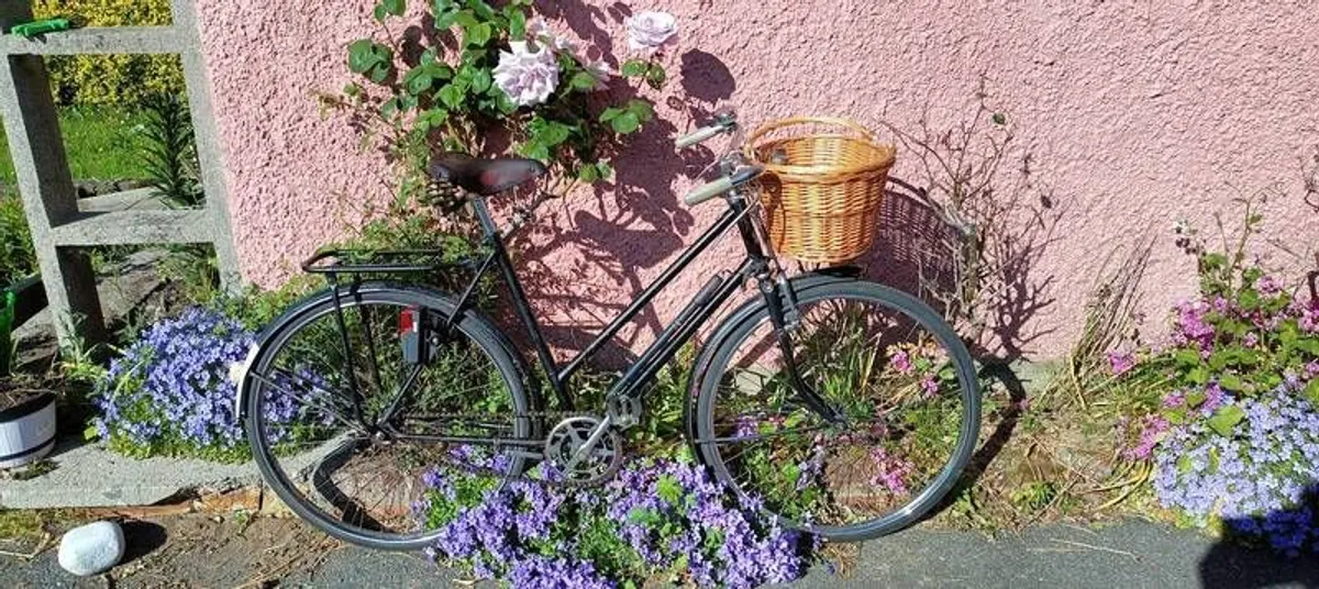 3 vintage bicycles - Image 2