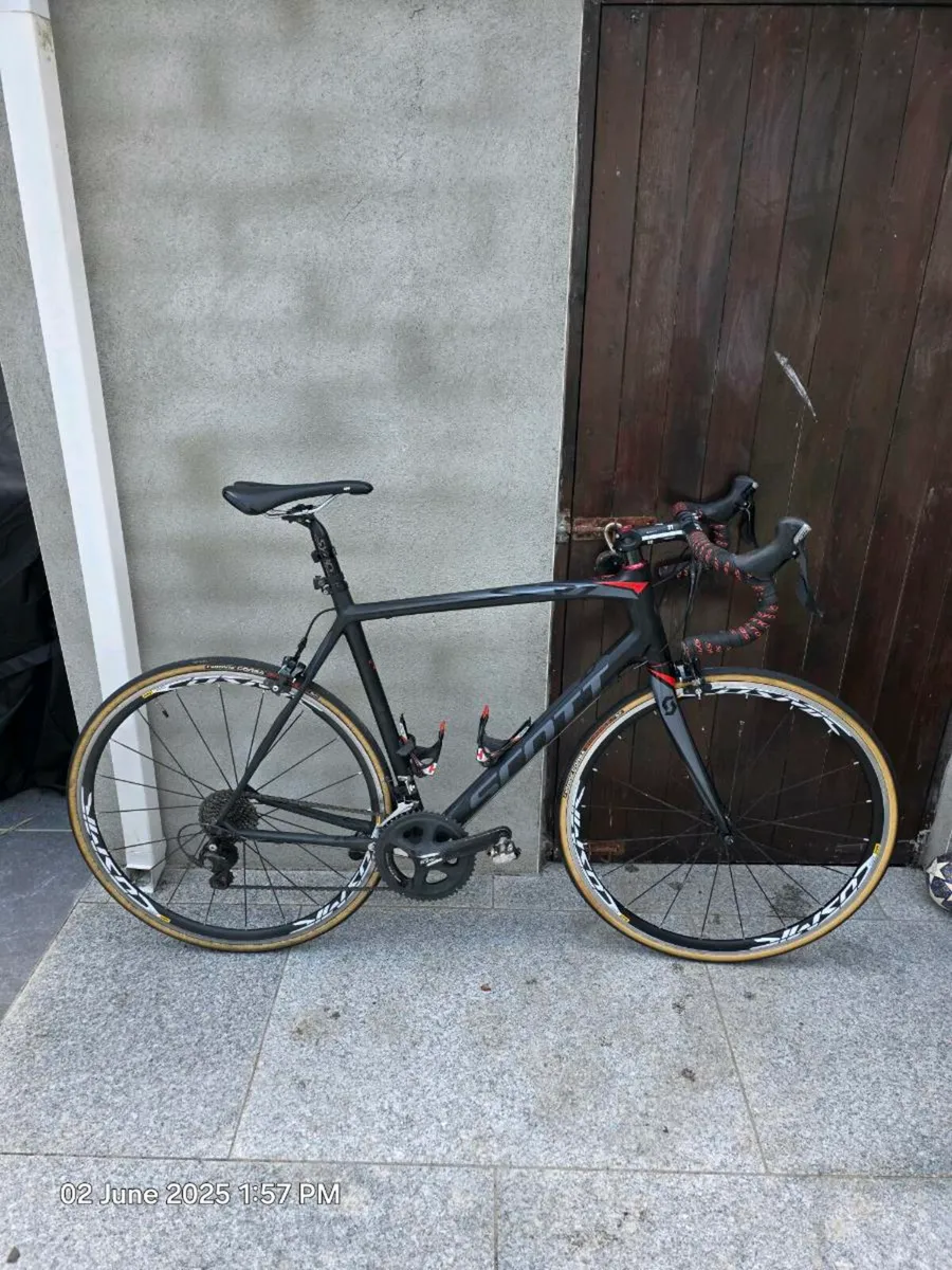 Scott XL Carbon Road Bike 58cm - Image 1