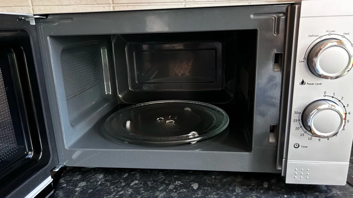 Dimplex 20 Lt Microwave - Image 4