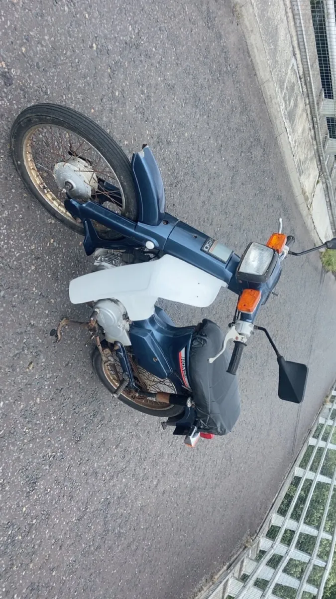 Honda cub 50 - Image 4
