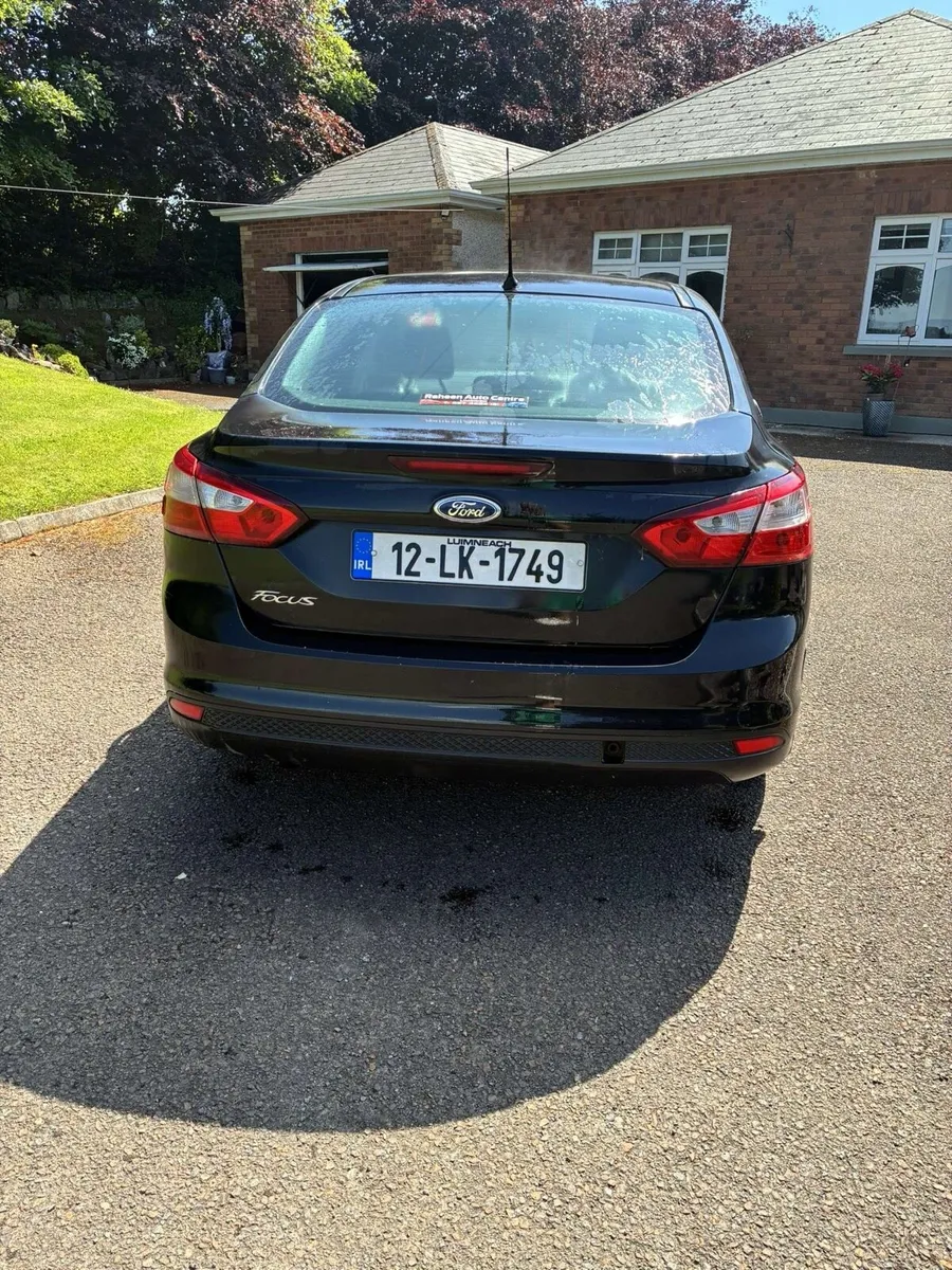 2012 Ford Focus, 1.6 L - Image 1