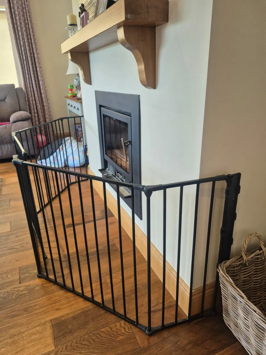 Safety gate - Image 1