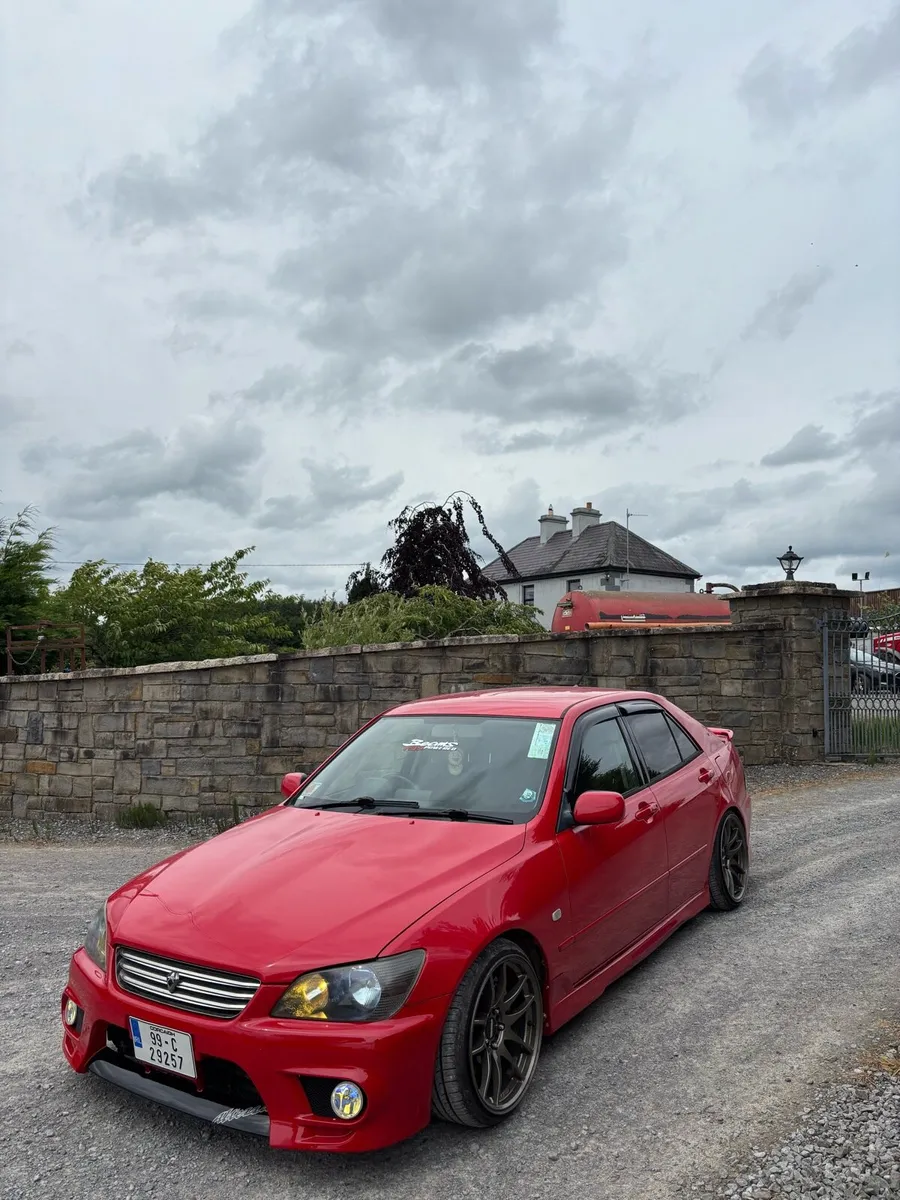 Toyota altezza - Image 2