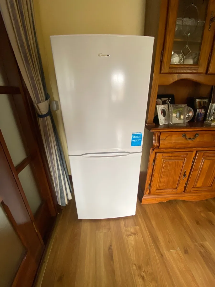 Fridge freezer - Image 1