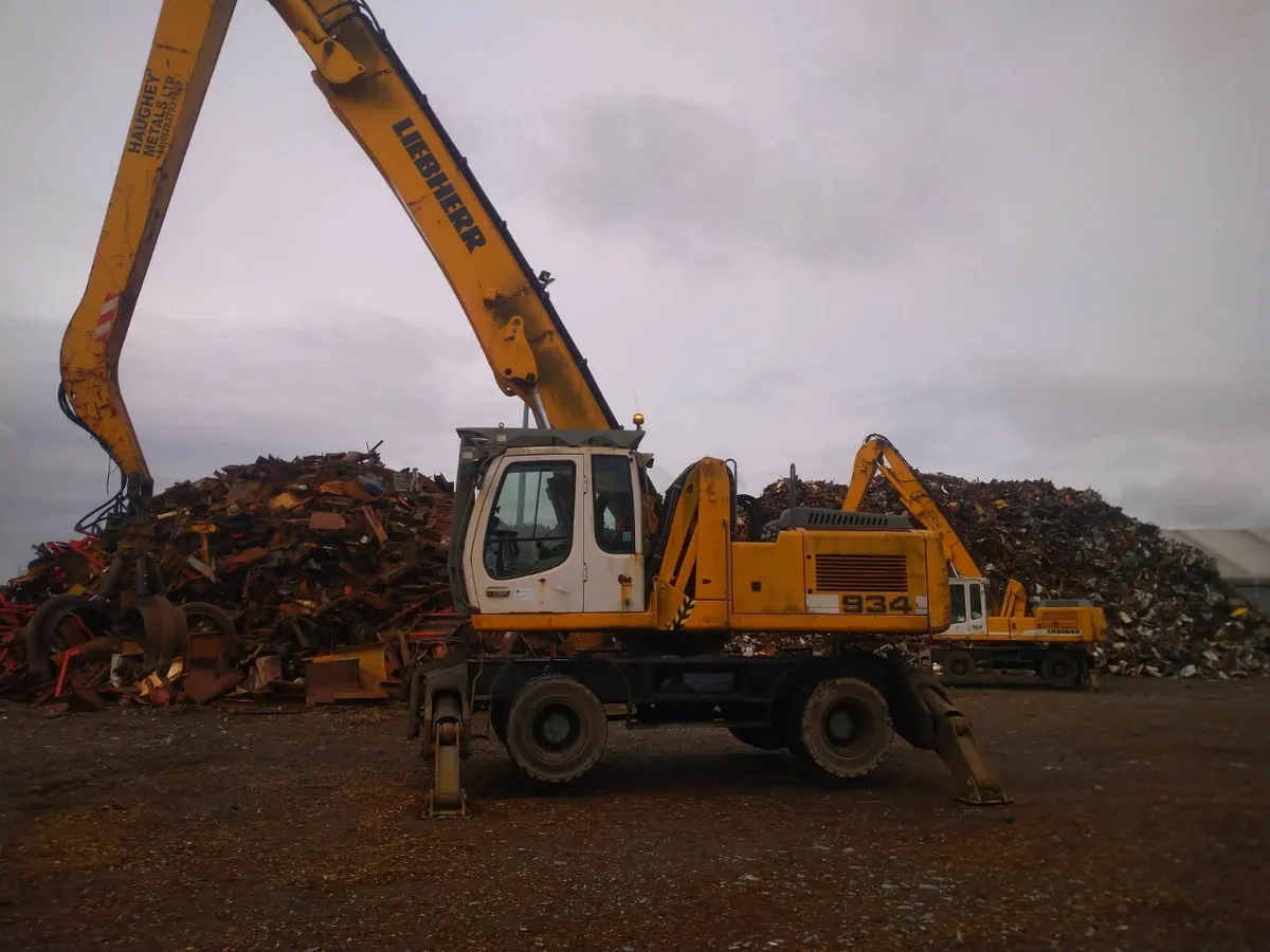 Liebherr A934 - Image 1