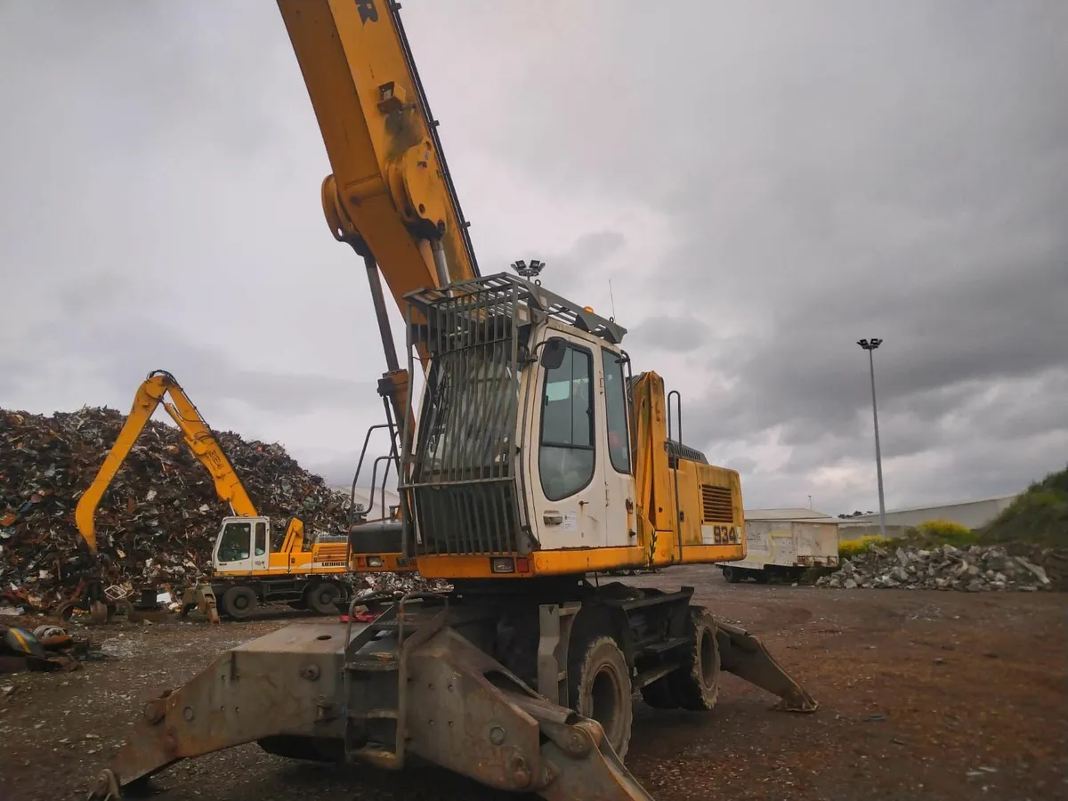 Liebherr A934 - Image 3