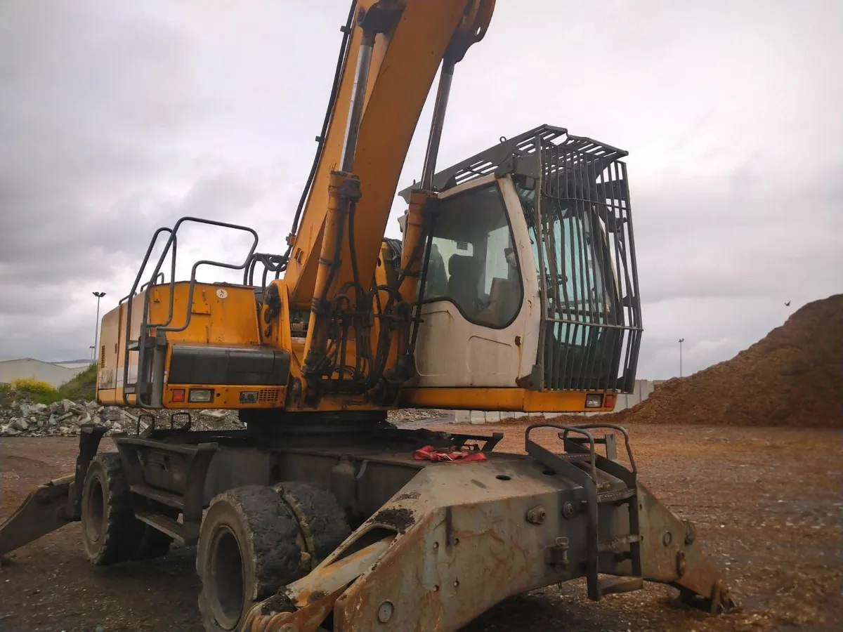 Liebherr A934 - Image 4