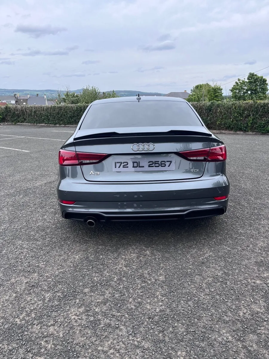 Audi A3 S-line Black Edition 1.6 TDI - Image 4