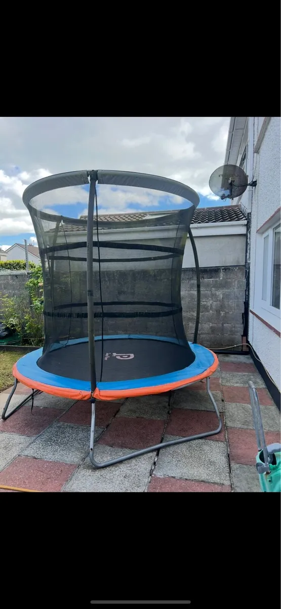 Trampoline - Image 1
