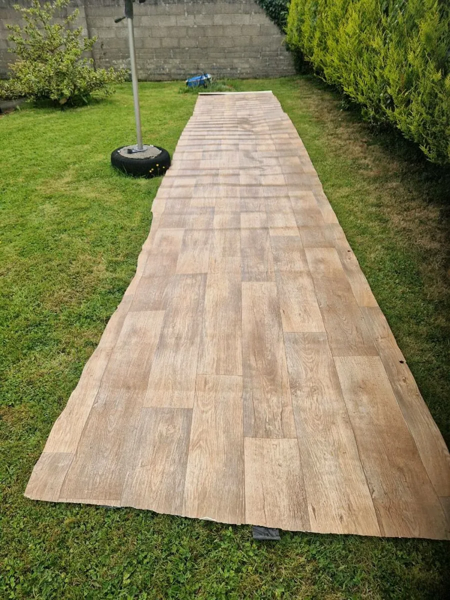 Laminate  vinyl floor covering - Image 3