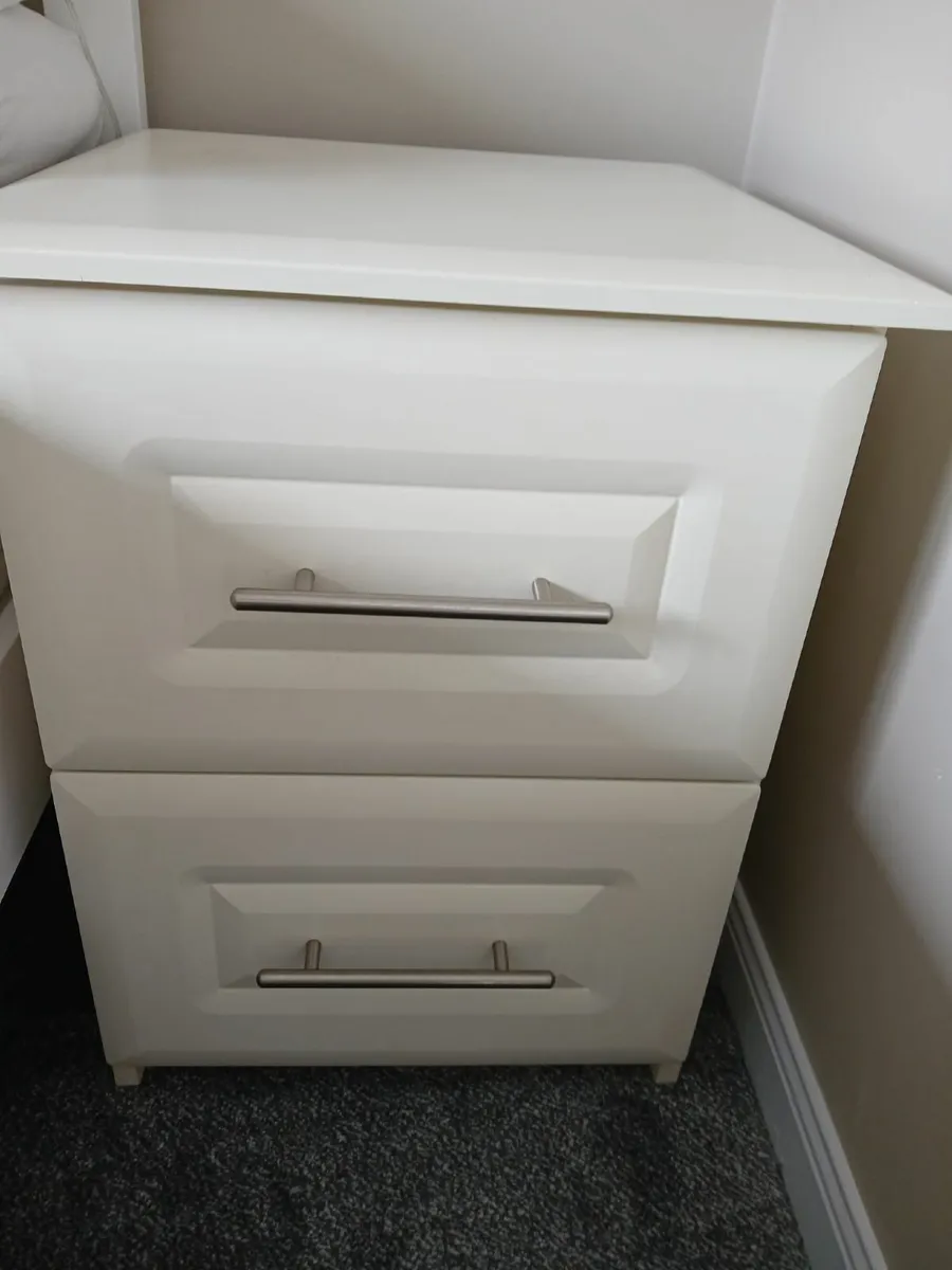 Bed side locker - Image 1