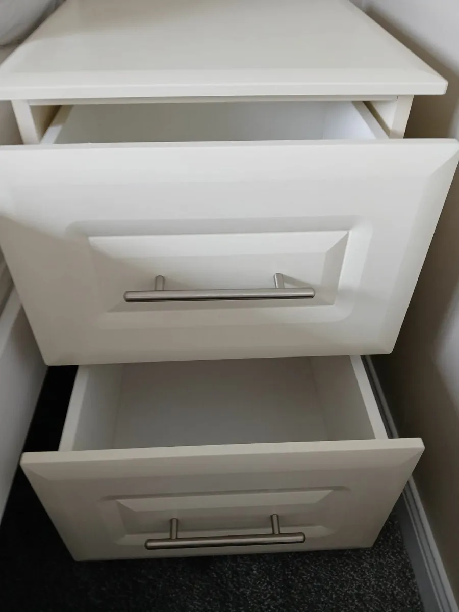 Bed side locker - Image 2