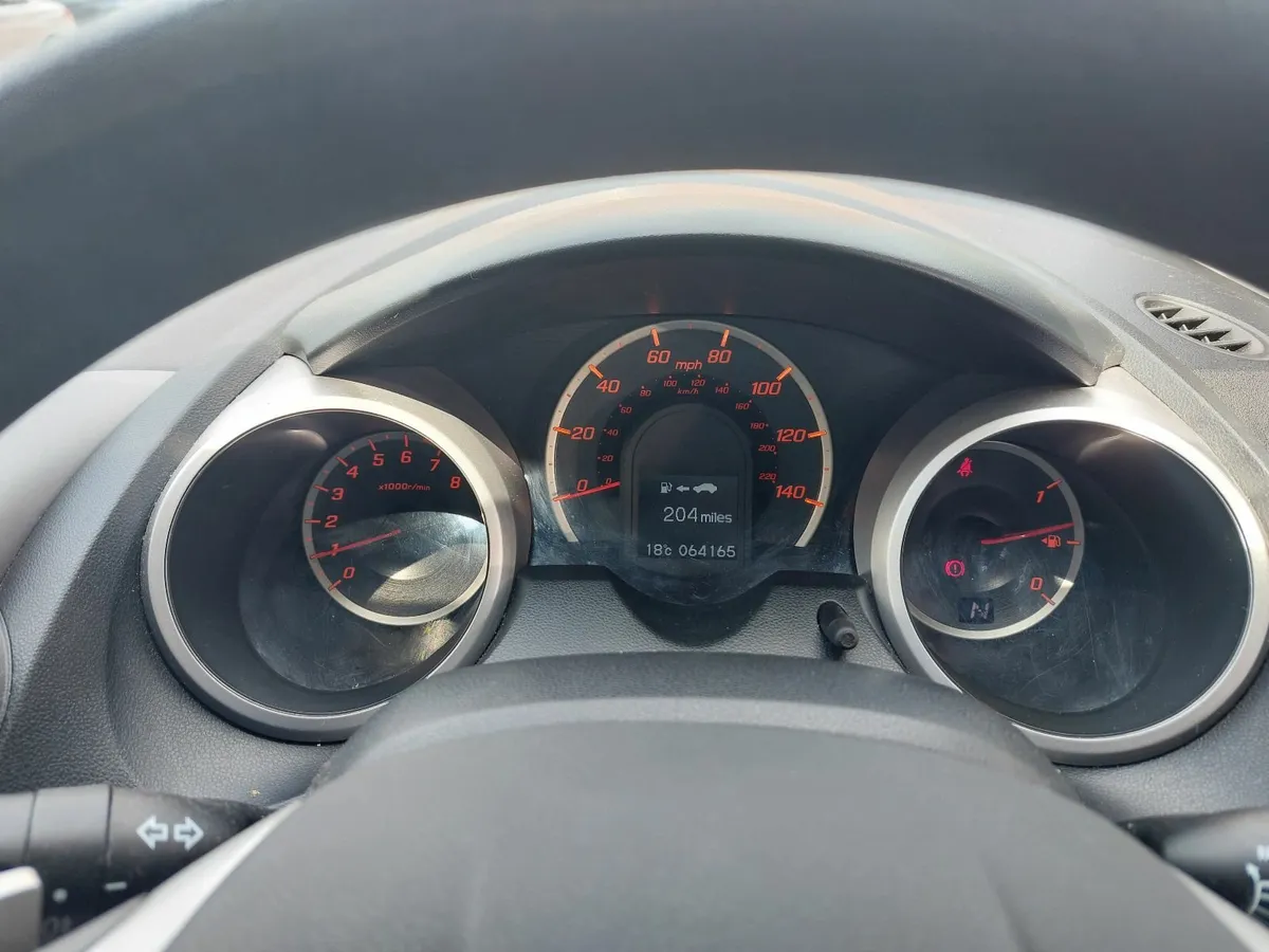 Honda Jazz 2010 1.3L Automatic Low miles... - Image 3