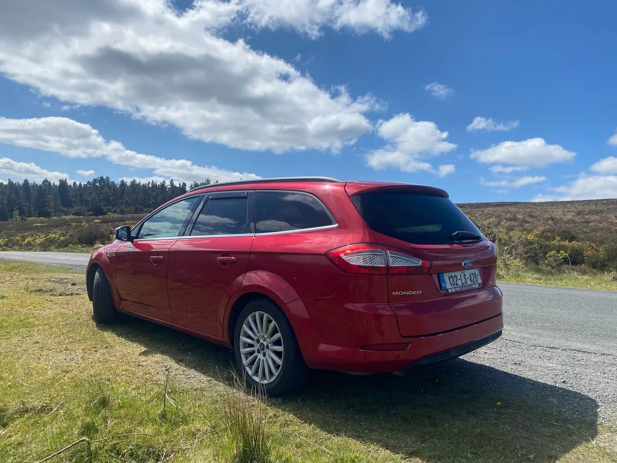 Ford mondeo (high spec) - Image 4