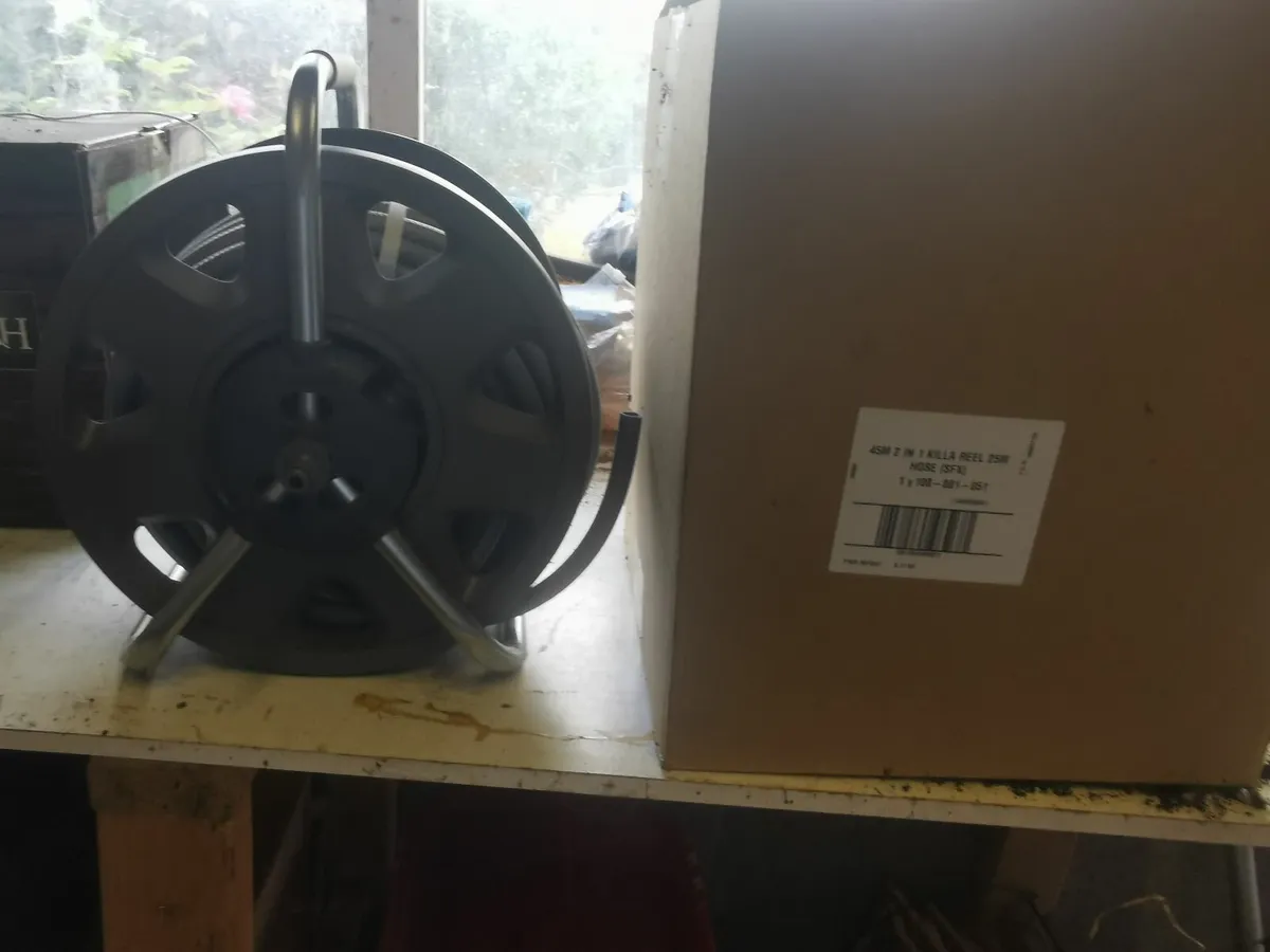 Hozelock retractable hose reel - Image 2
