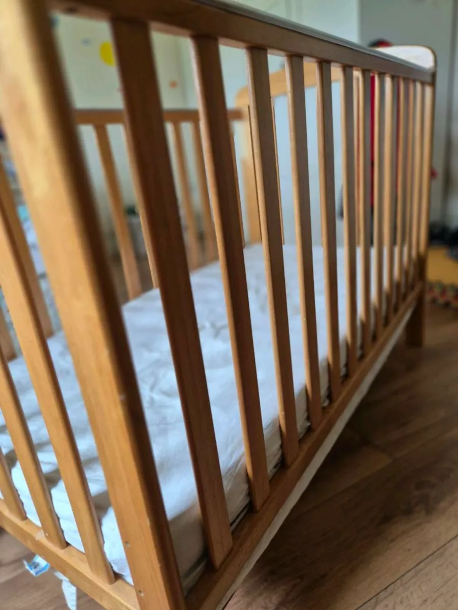 Cot - Image 3