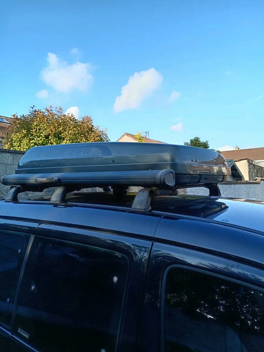 Waterproof rollback awning without legs. - Image 3